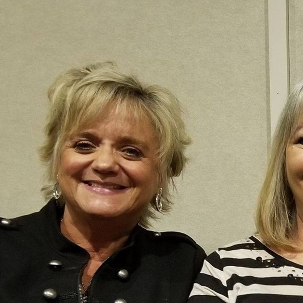 Meet your Posher, Denise